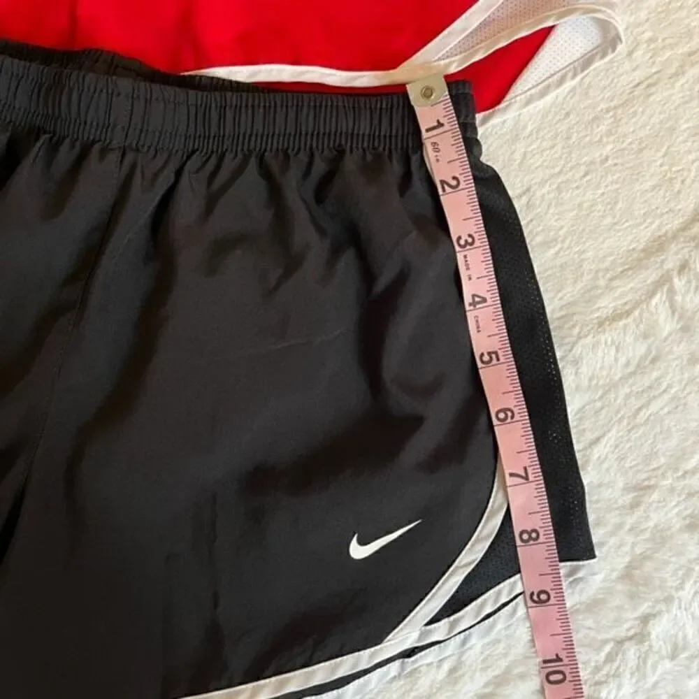 Nike Lined Track Shorts Kids Size Medium